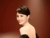 娱乐圈吃瓜大爆料殷桃,娱乐圈风云再起，揭秘女神背后的惊人真相